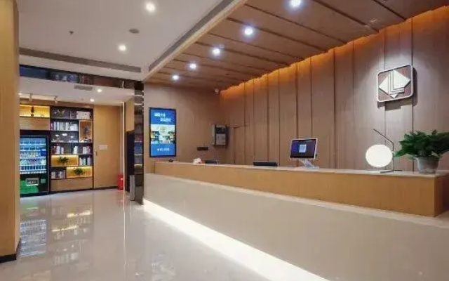 Lizun Select Hotel (Hebi Liyang Road Branch)
