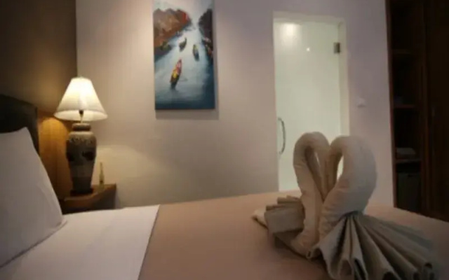 Kaimook Hill Bed and Breakfast Phuket