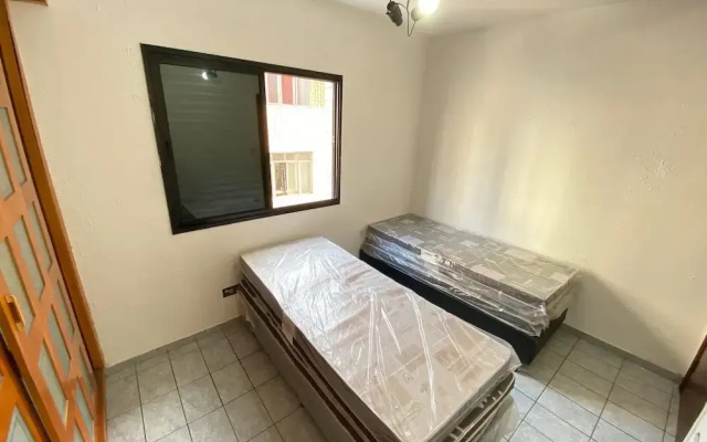 Pé na areia Canto do Forte III