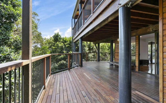 8 Yarrong Road