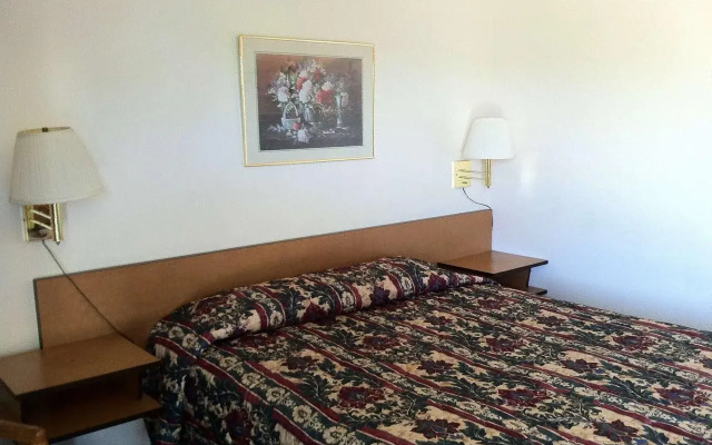 Greenway Motel