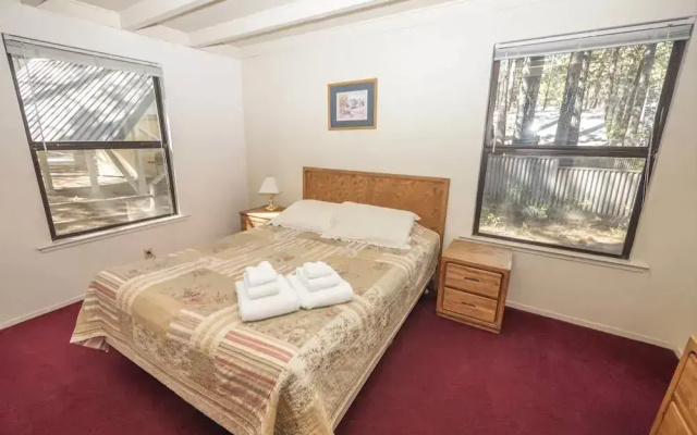 3195 Pasadena Avenue By Redawning