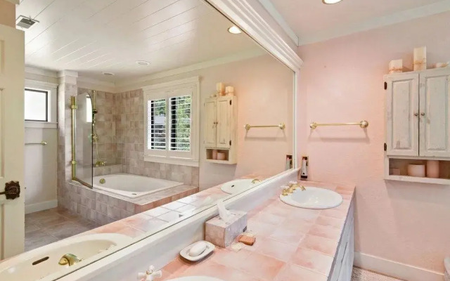 Tahoe Highlands Hideaway