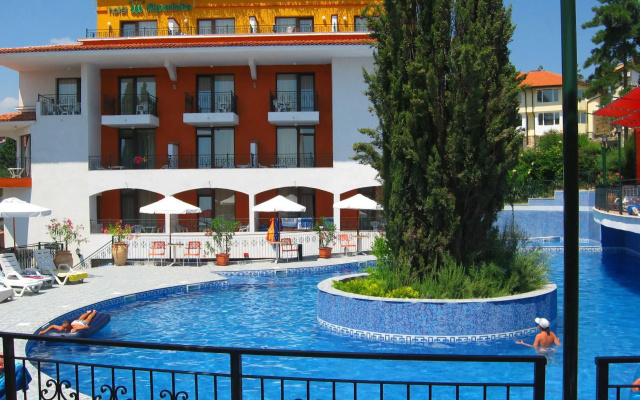 Kiparisite Hotel