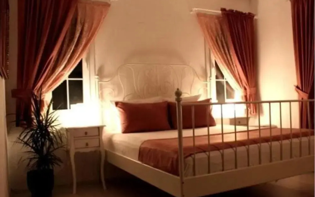 Adelfia Hotel