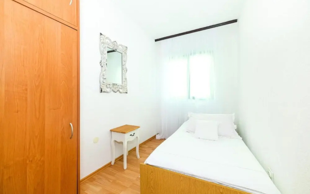 Awesome Home in Sevid With Wifi and 3 Bedrooms