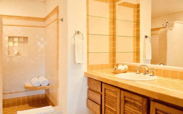 Retreat near Tulum 215 - 2 Br Condo