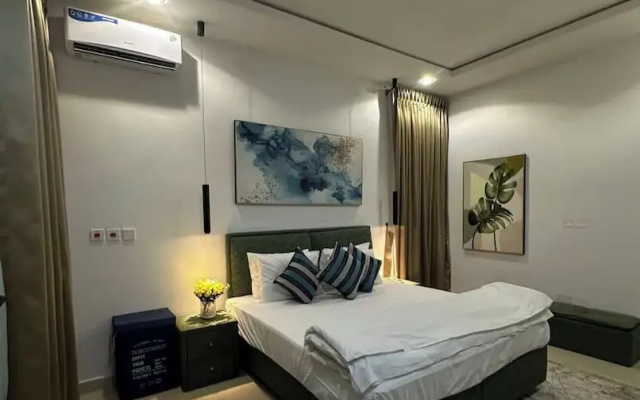 Noble Lite Suites