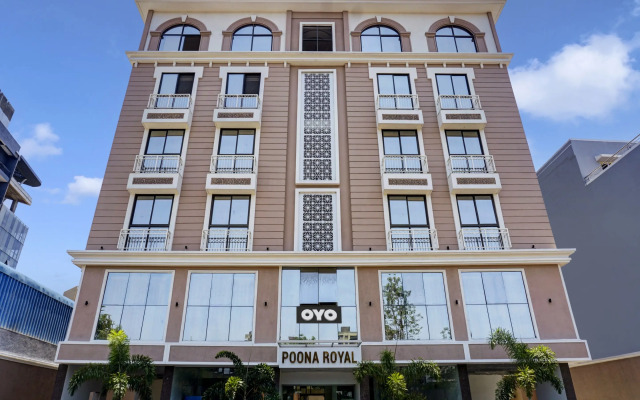 FabHotel Poona Royal