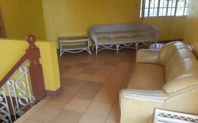 San Victorina Pension House B
