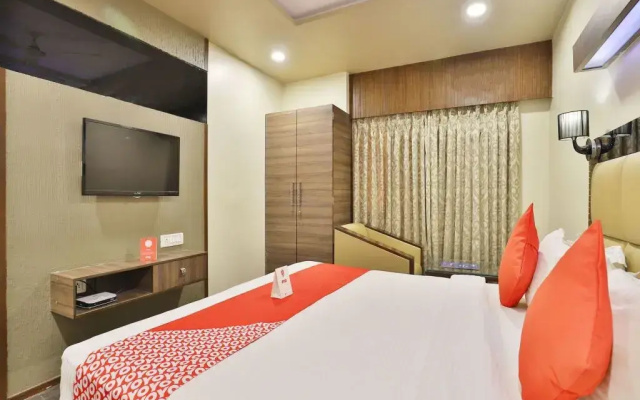 OYO 1376 Hotel Anjani inn