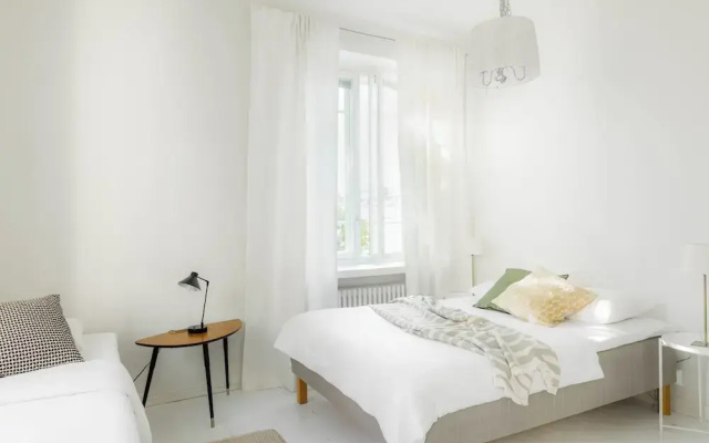 Airy and Bright one-Bedroom apt