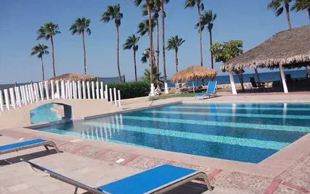 Desert Inn Loreto