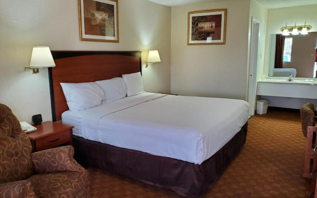 Econo Lodge Shamrock