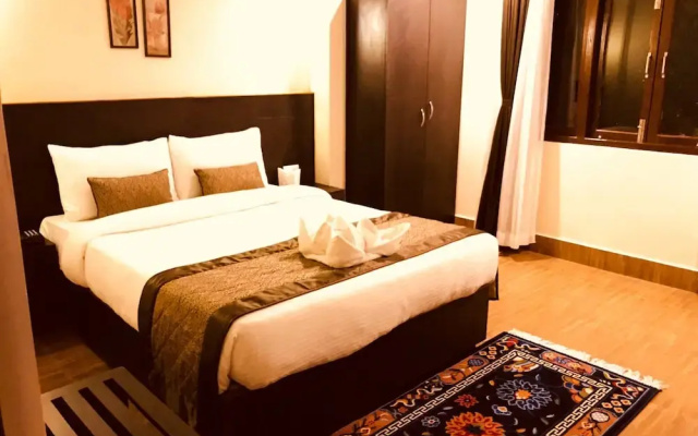Bhumzang Hotel