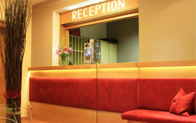 Harmls Aparthotel