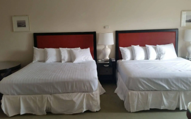 Orca Inn Suites