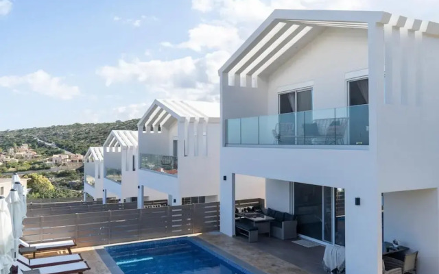 Saphire Nevelo Quality Villas