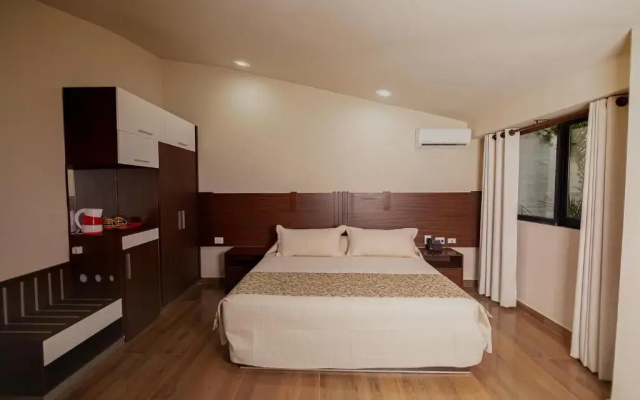 Hotel Sirari By Regina
