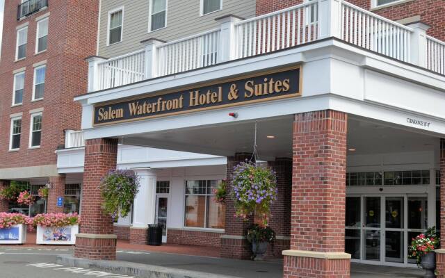 Salem Waterfront Hotel Suites In Salem United States Of - 