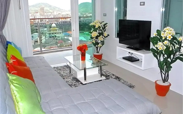 Emerald Patong 2 bedrooms Apartment with Terrace
