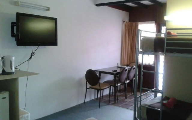 Elsinor Motor Lodge