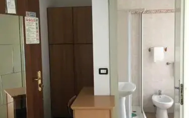 Hotel Dora
