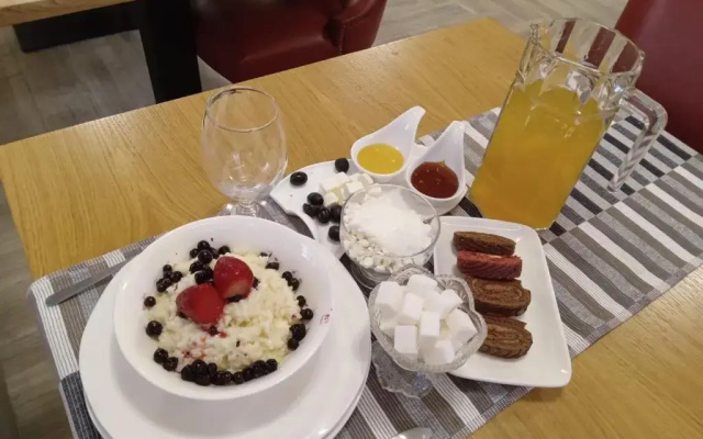 Отель Kaspi Hotel