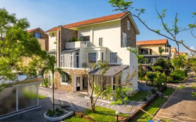 Haikou West B&B (Wuyuanhe Convention and Exhibition Center)