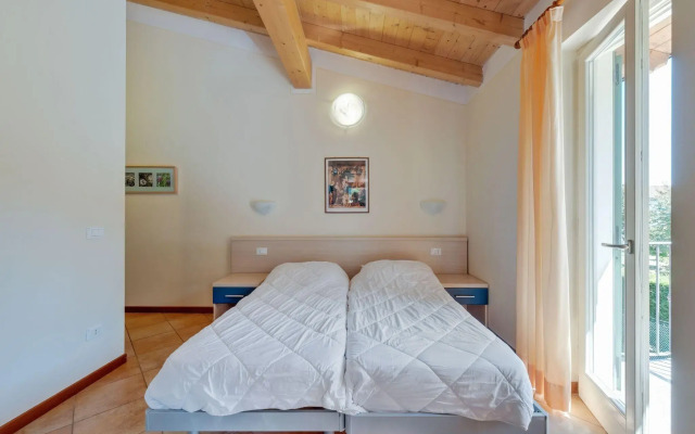 Apartment on Lake Idro With Pool