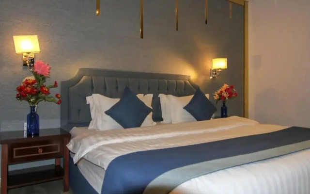 Al Muteb Suites Al Ezdehar