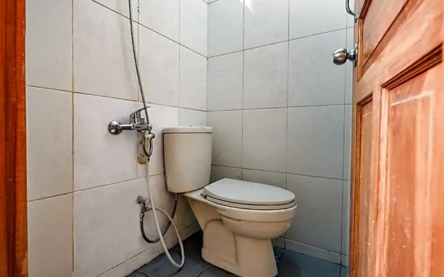 OYO 2737 D'kost
