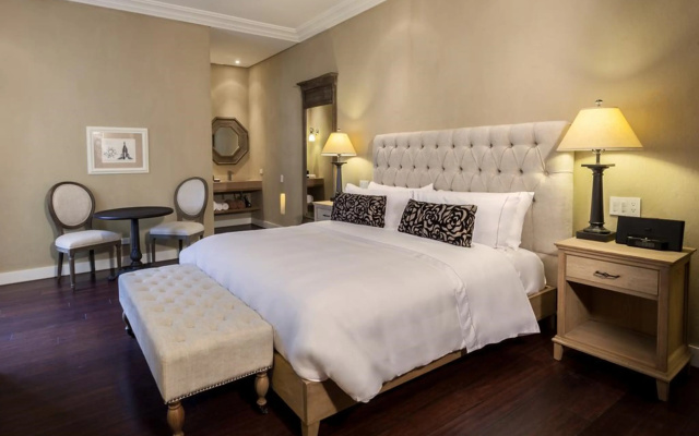 Bastión Luxury Hotel