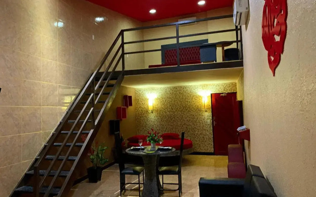Motel Emoções (Adults Only)