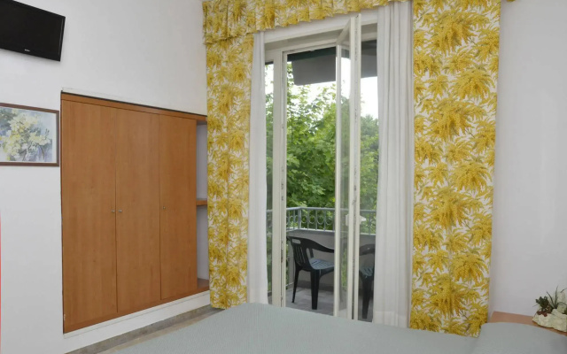 Hotel Airone B&B
