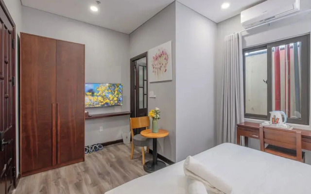 River Light Condotel