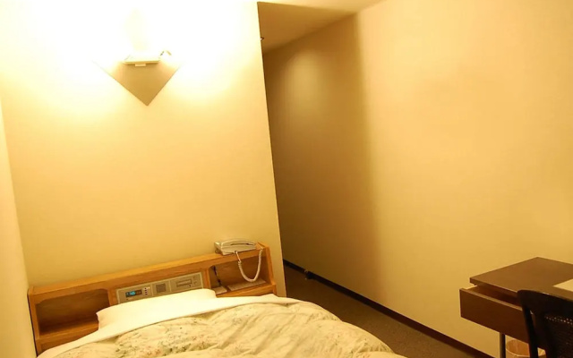 PURPLE HOTEL Futsukaichi