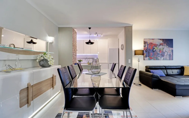 Vilamoura Design With Pool by Homing