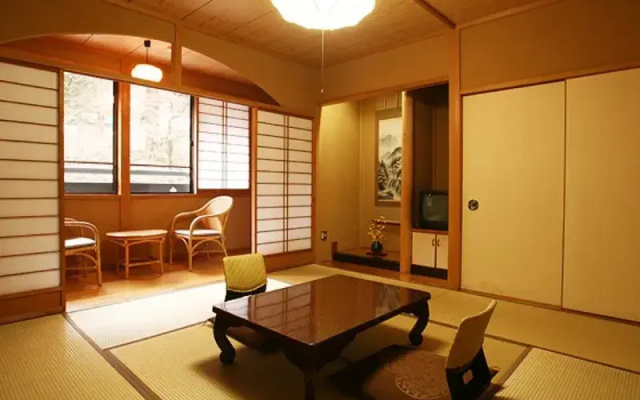 Mikiya Ryokan