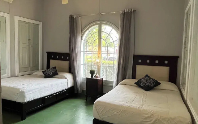 Suites Casa Blanca