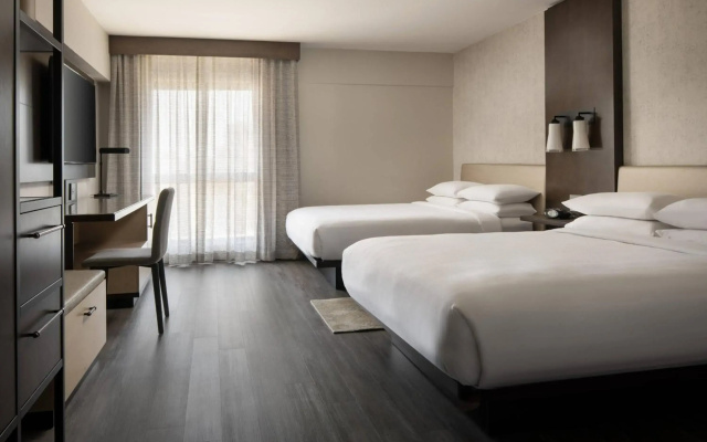 Marriott Riverside at the Convention Center