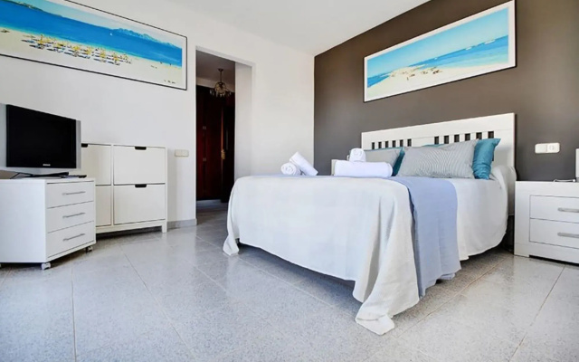 104197 - Villa in Santa Ponsa
