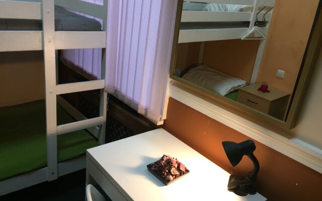 Orange Hostel Москва комната для гостей