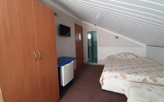 Fresh Hotel