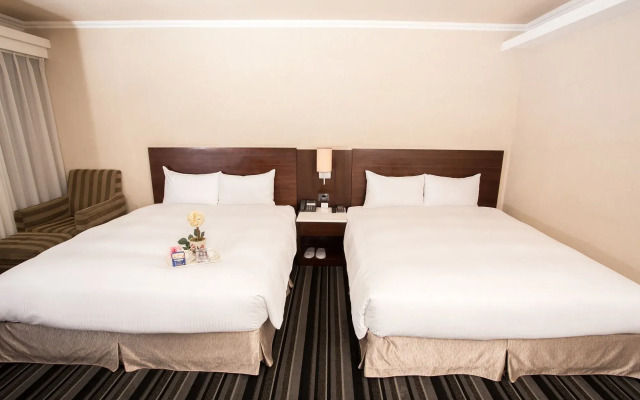 Mou Hotel Debao