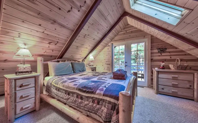 The Snow Shoe Inn by RedAwning