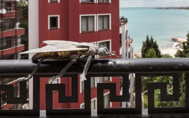 Апартаменты Apartment Rich Beach Nessebar Несебр вид на фасад