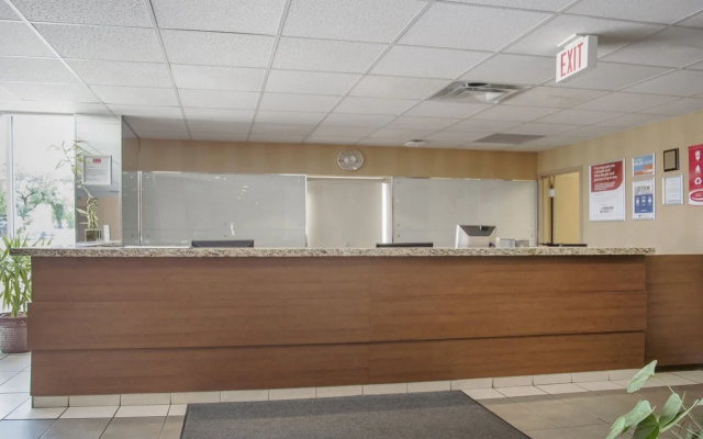 Econo Lodge Winnipeg