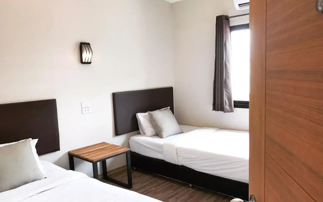 C and C Nan Hostel