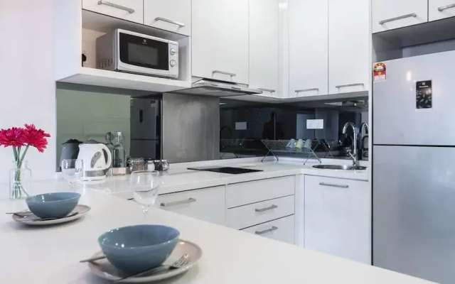 S4 Designer Suites - KLCC - KL Tower - Netflix - WIFI
